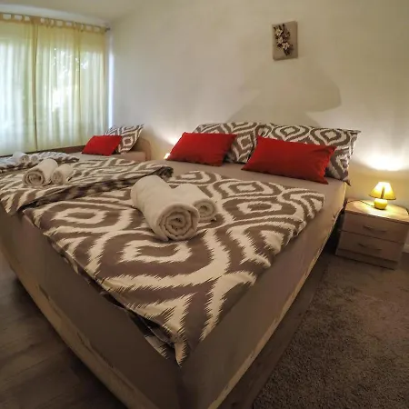Apartment Lily Zara City