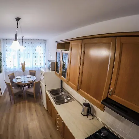 Apartment Lily Zara City *